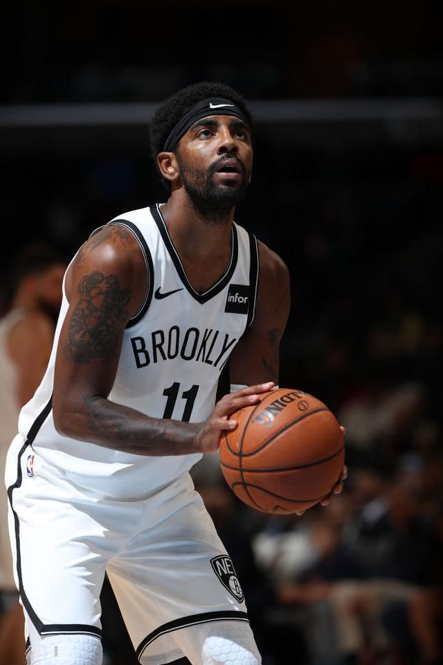 一名年薪控 一名年薪控